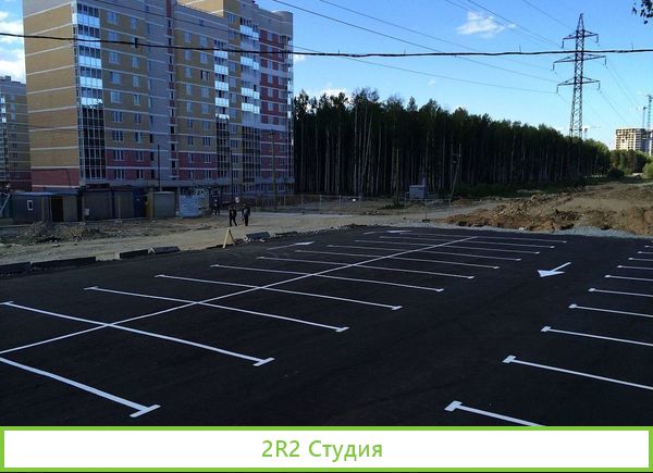 Автостоянка в новом густонаселенном районе