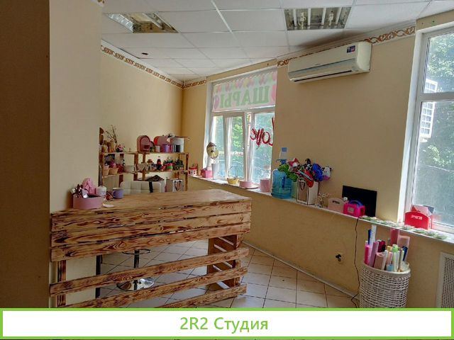 Цветы в проходном месте