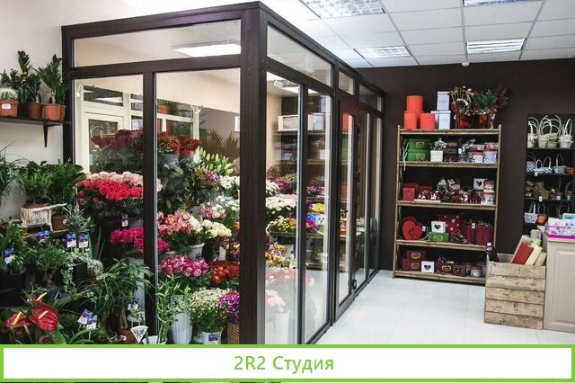 Цветочная мастерская с низкой арендой в центре