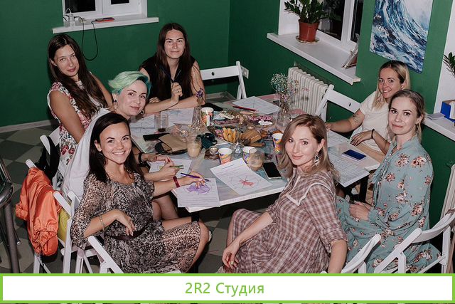 Дизайнерский магазин с кофейней