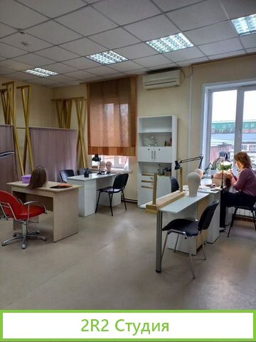 Доля в производстве товаров для салонов красоты