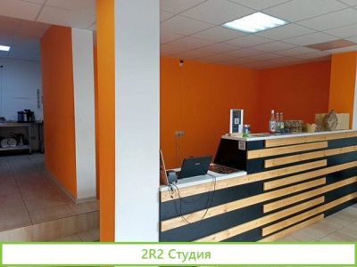 Кафе роллы пицца на центральной улице