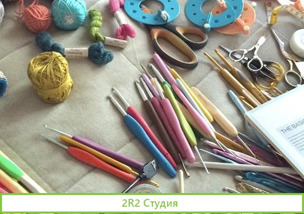 Магазин товаров для хобби на красной линии