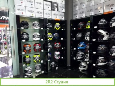 Мотосалон, экипировка, запчасти чистыми 550к