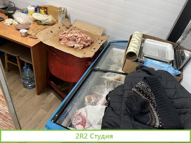 Мясной магазин, Колбасы