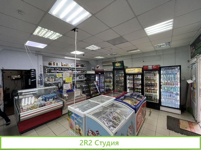 Помещение на первой линии пешеходного трафика