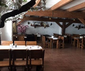 Продам кафе/ресторан за городом с баней и гостиниц