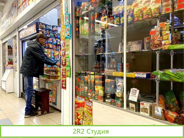 Продуктовый магазин в ТЦ