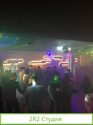 Ресторан-клуб-караоке с большой верандой