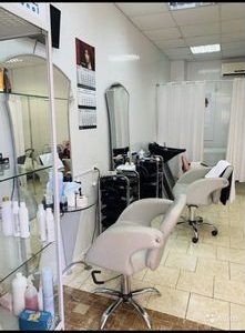 Сдаю парикмахерскую