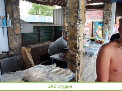 Шашлычная на входе пляжа в Адлере,2022