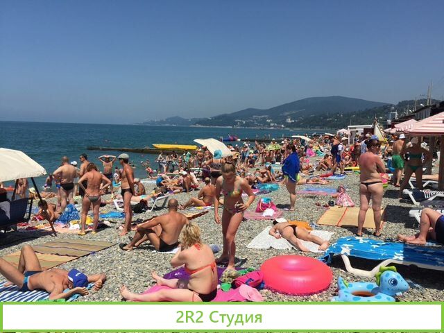 Смузи-бар на пляже в Адлере, сезон 2022 года