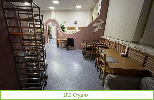 Столовая с большим потоком у Севкабеля