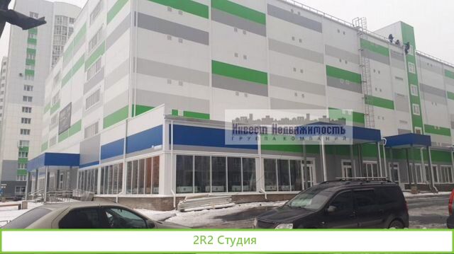 Торговая площадь, Взлетная ул., 113