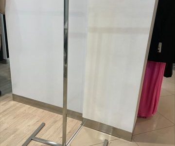 Торговое оборудование для магазина, мебель