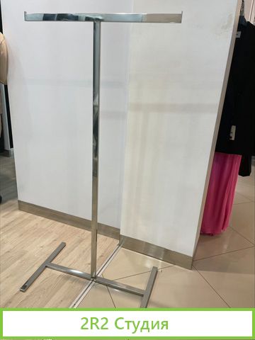 Торговое оборудование для магазина, мебель